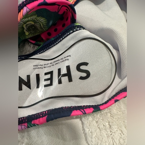 Floral Print Lace Up Front- One piece - Picture 8 of 8